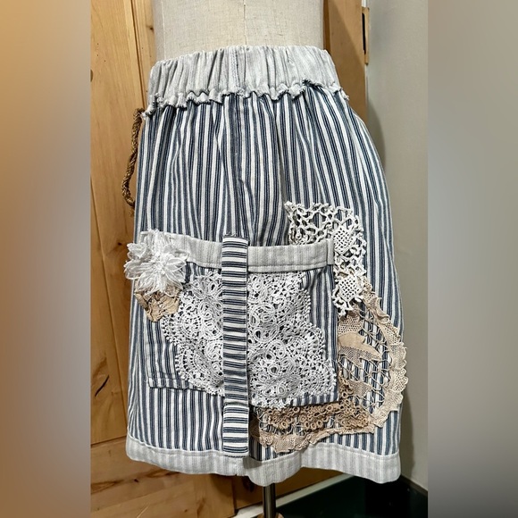 NEW Blue Denim Ticking Crochet and Lace Pocket Shorts - Picture 3 of 5